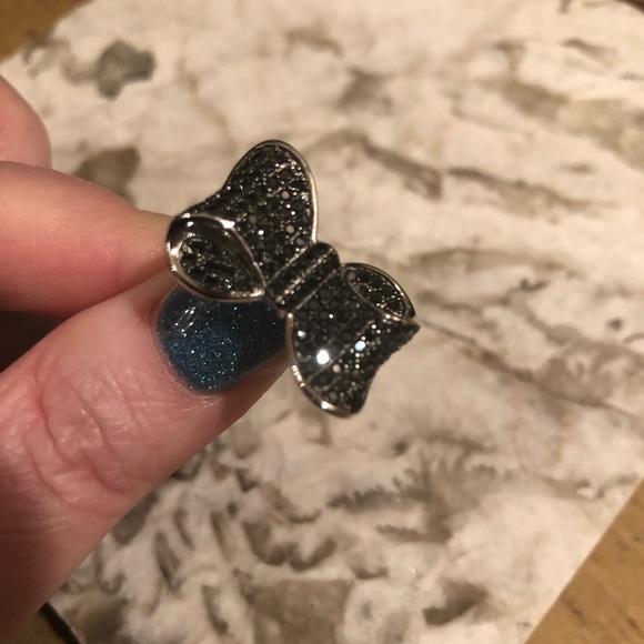 Put a 🎀bow on it😄Black spinel ring - Picture 8 of 8